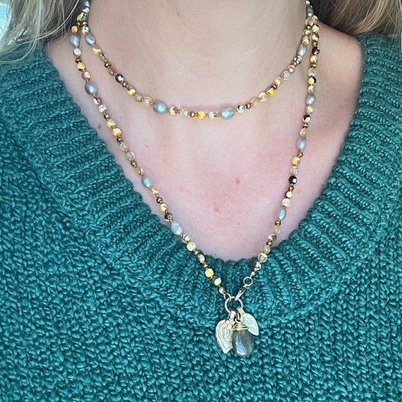 Handmade hand knotted gemstone charm necklace - Picture 5 of 14